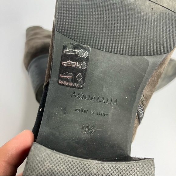 Aquatalia gray suede ankle boots size 9.5 pointed toe - Picture 7 of 7